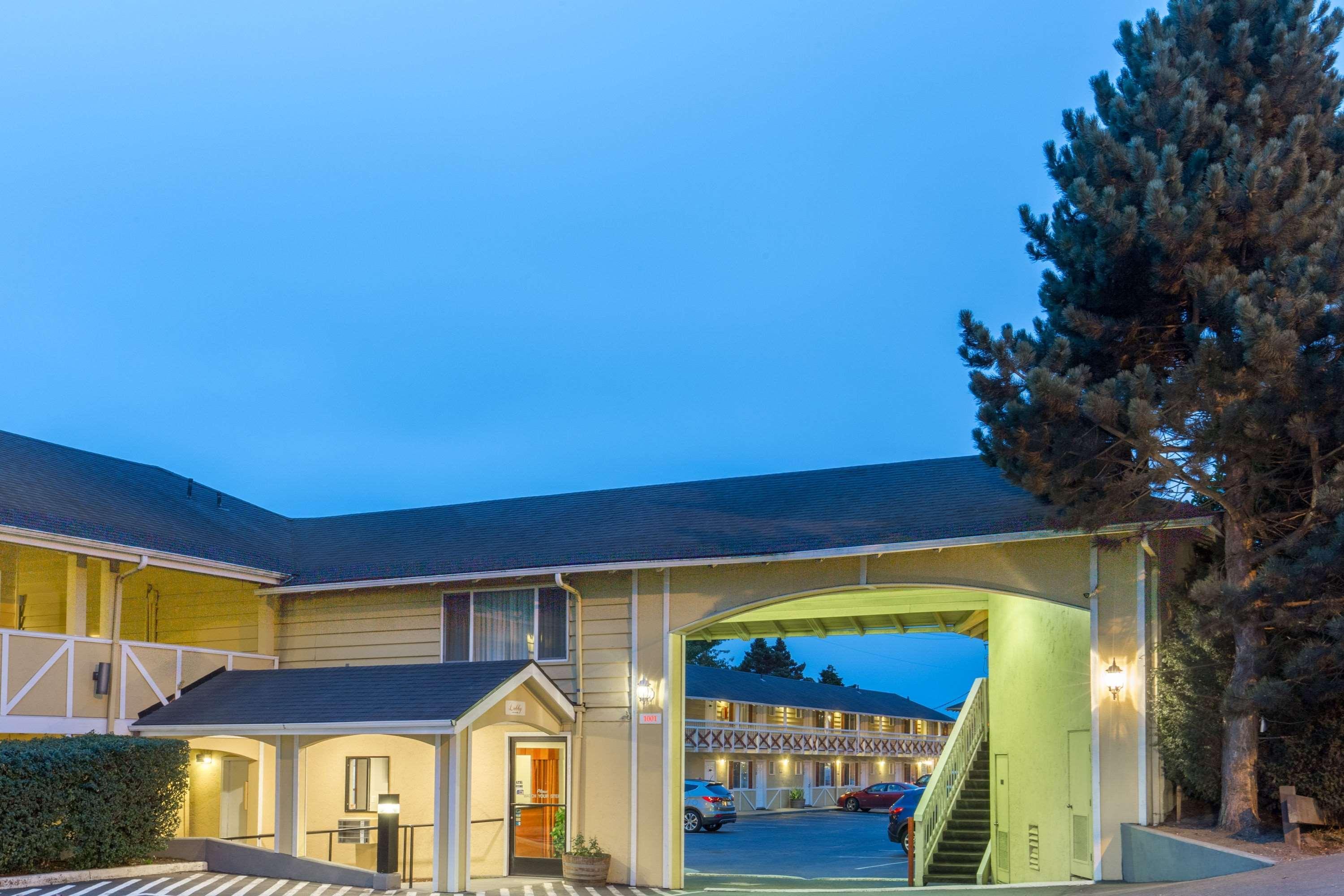 Global Inn Coos Bay Exterior foto